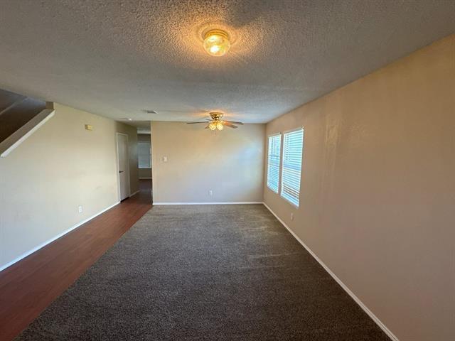 Building Photo - 4221 Meadowknoll Dr