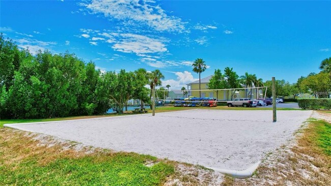 Building Photo - 5280 Coquina Key Dr SE