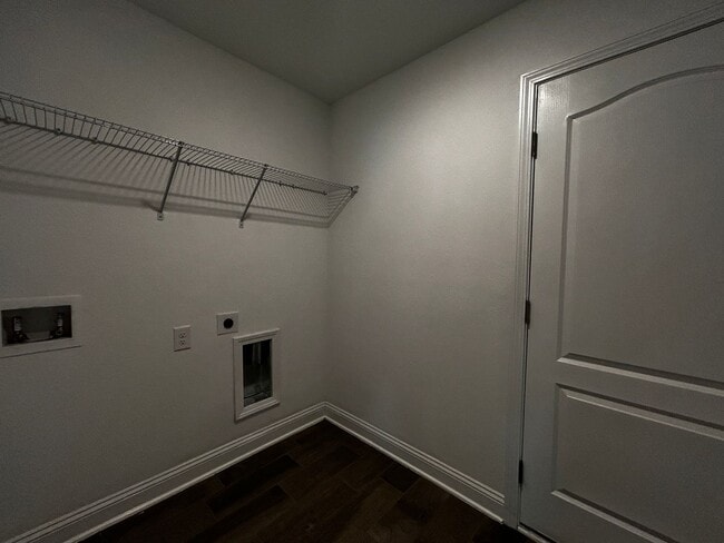 Building Photo - AMAZING POND VIEW! This is a great price o...
