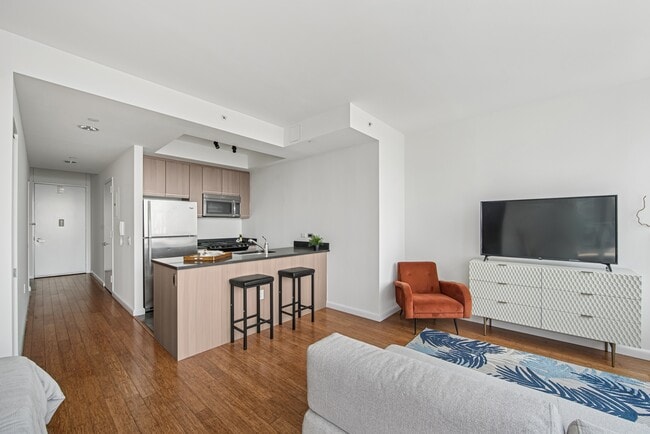 Interior Photo - 66 Rockwell Place