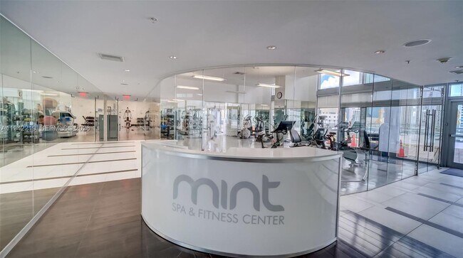 Building Photo - 92 SW 3rd St