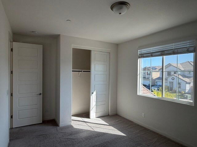 Building Photo - Gorgeous Lathrop 4 Bedroom 3 Bathroom plus a loft area home
