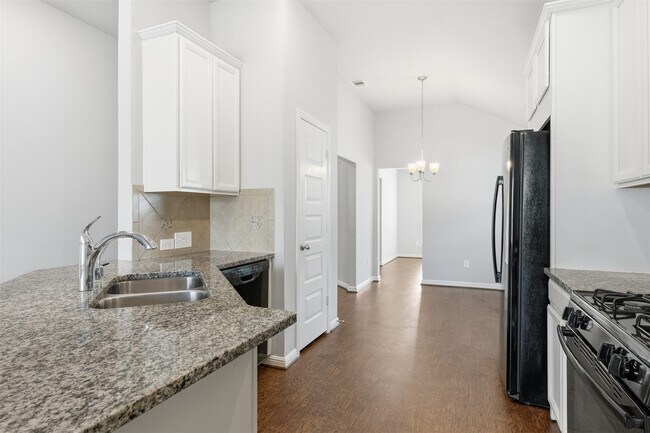 Building Photo - 19010 Whitehaven Bend Ln