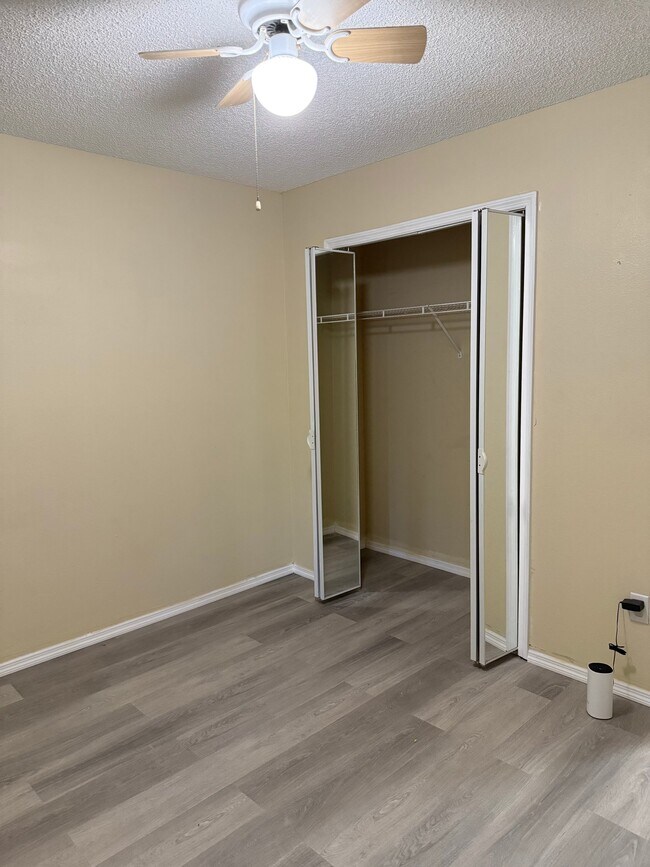 Building Photo - 2656 Newbolt Dr