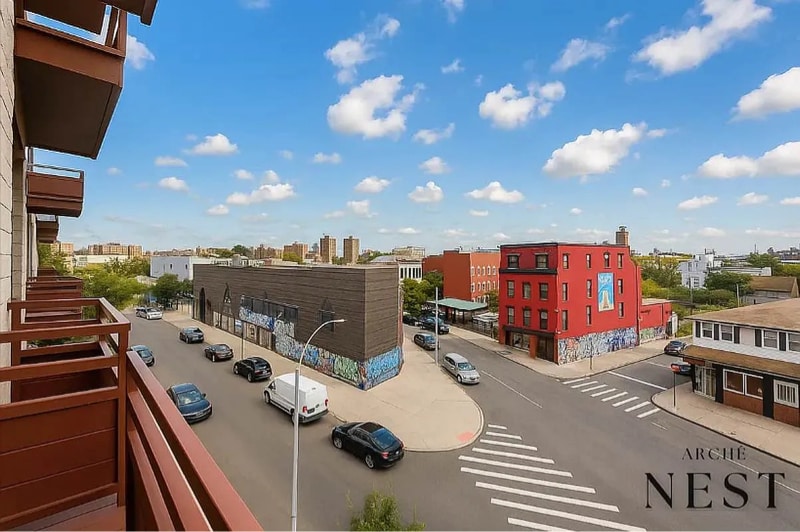 Building Photo - 184 Noll St