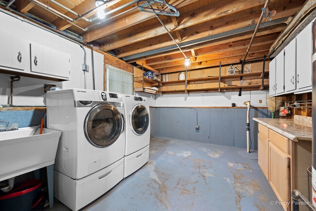 Building Photo - 630 Cape Ln