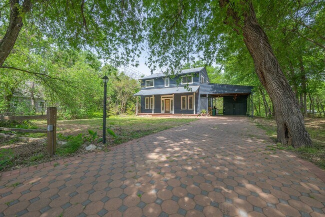 Building Photo - 13918 Hummingbird Ln