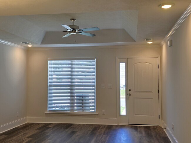 Building Photo - 8047 Bannock Cir