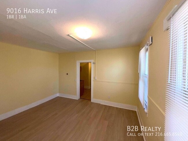 Building Photo - 9016 Harris Ave