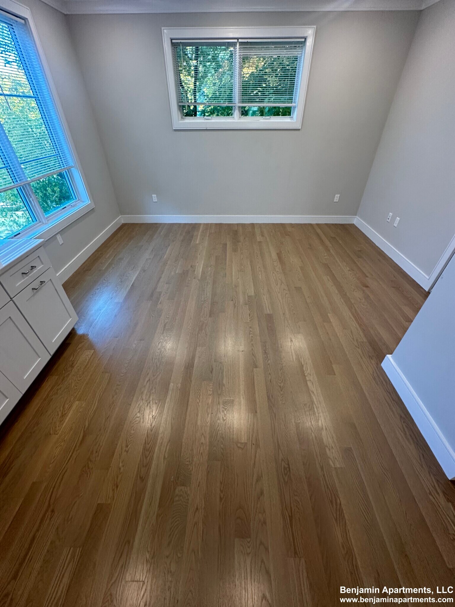 Building Photo - 104-106 Warren St. Unit 3