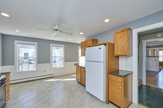 Building Photo - 22 Gould St