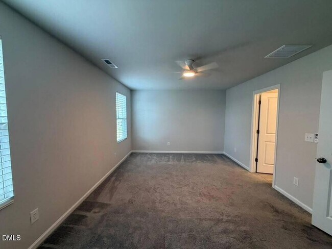 Building Photo - 451 Carolina Spgs Blvd