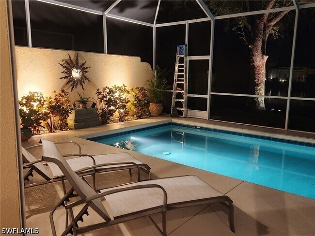 Building Photo - 3900 Valentia Way