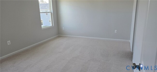 Building Photo - 325 Wilson Crk Dr