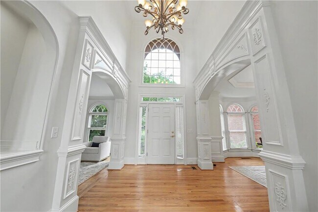 Building Photo - 2260 Bent Creek Manor