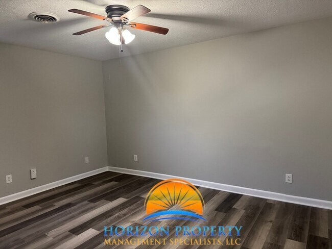 Building Photo - Newly Renovated Four Bedroom House in NW H...