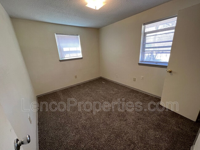 Building Photo - 5221 Brookdale Dr