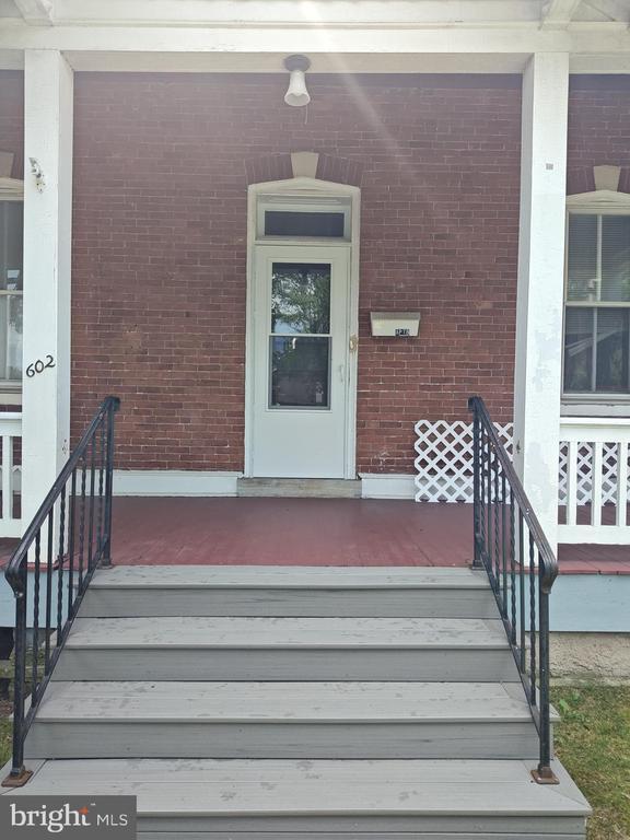 Building Photo - 602 Arch St