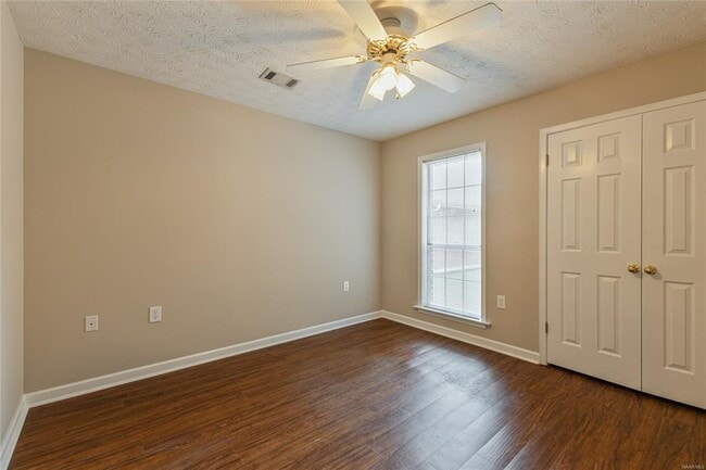 Building Photo - 1703 Pebble Creek Dr