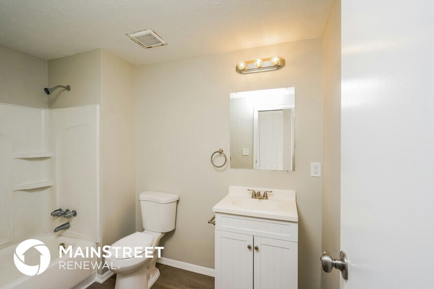 Building Photo - 6300 Ocho Rios Ct