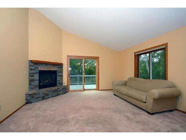 Building Photo - 5740 Willow Trail