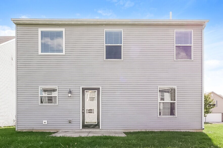 Building Photo - 8112 Grove Berry Way