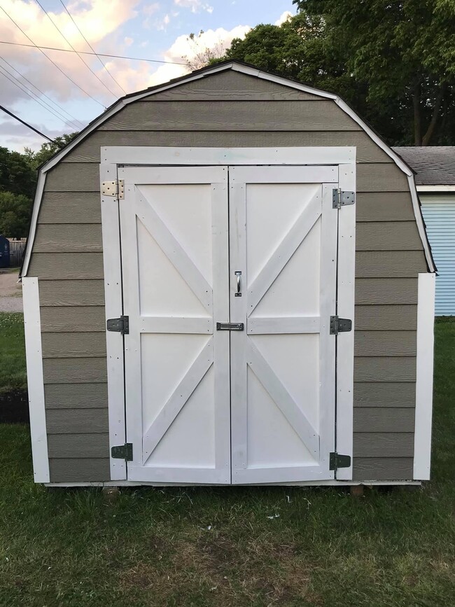 Building Photo - 1508 Scott St