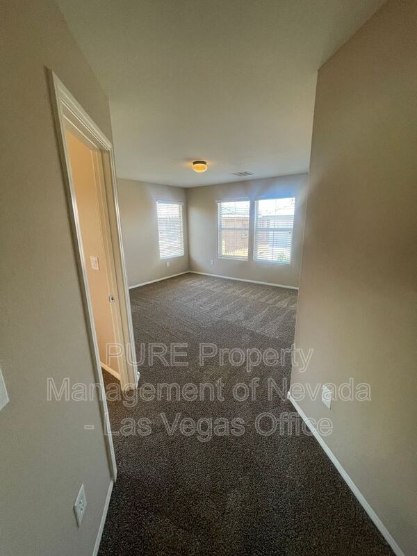 Building Photo - 9360 Fort Bayard Ave