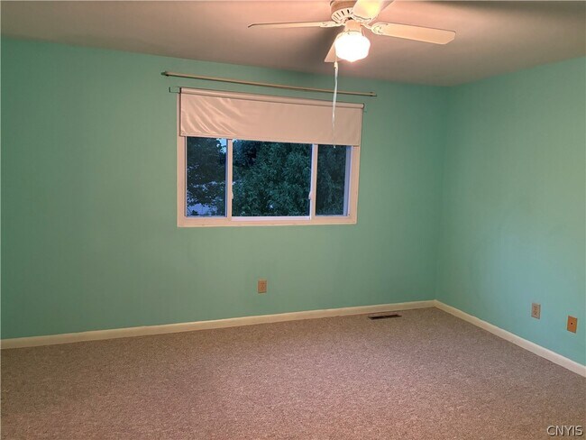 Building Photo - 8490 Fathom Dr