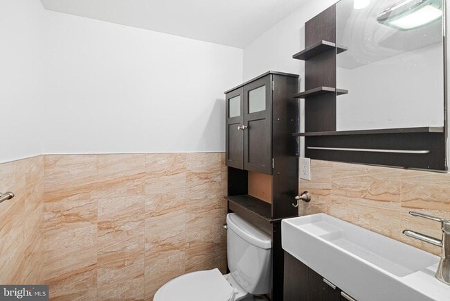 Building Photo - 1403 S 20th St