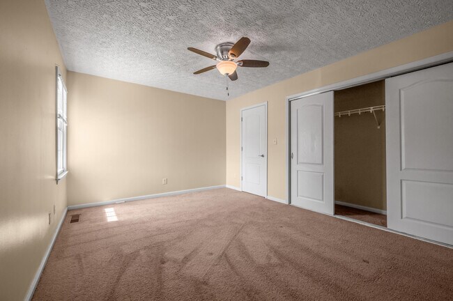 Building Photo - 139 Regency Point Path