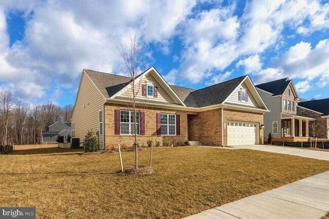 Building Photo - 6308 Savannah Dr