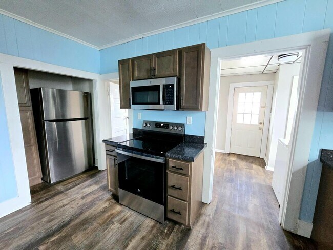 Building Photo - 118 E Maryland St