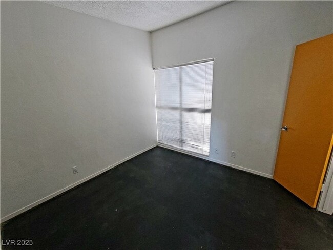 Building Photo - 3124 Burnham Ave