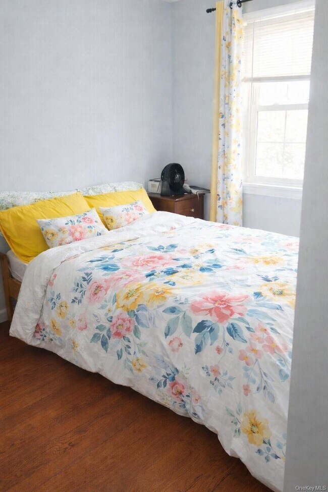 Building Photo - 179-47 Eveleth Rd