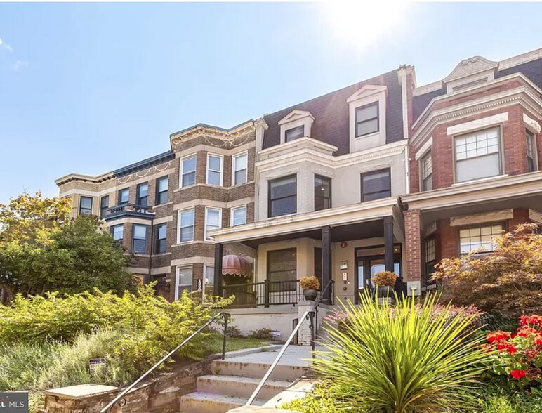 Building Photo - 1230 Fairmont St NW