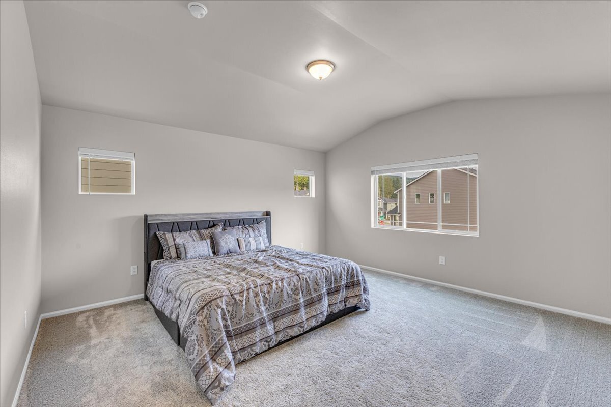 Building Photo - 1521 10th Pl