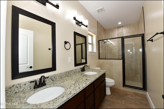 Building Photo - 15149 Imagine Dr