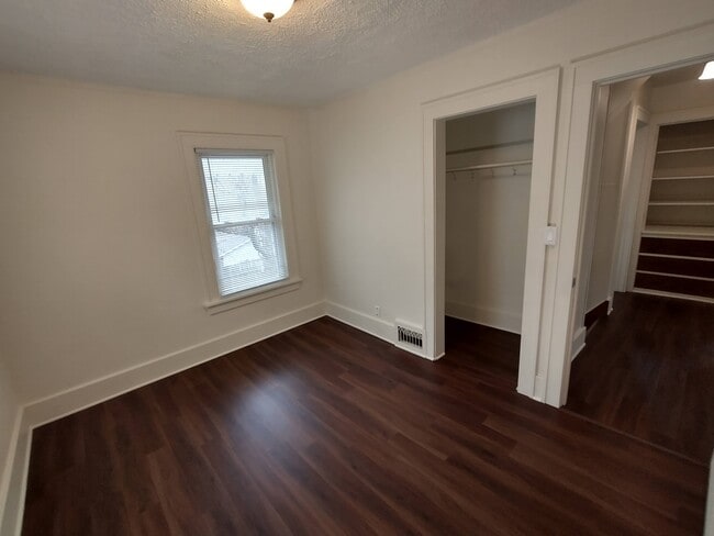 Building Photo - 130 S Grand Ave