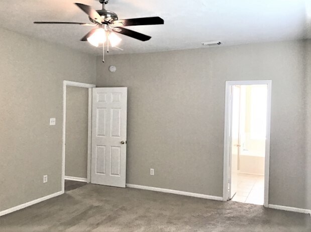 Building Photo - 3927 Dogwood Bough Ln