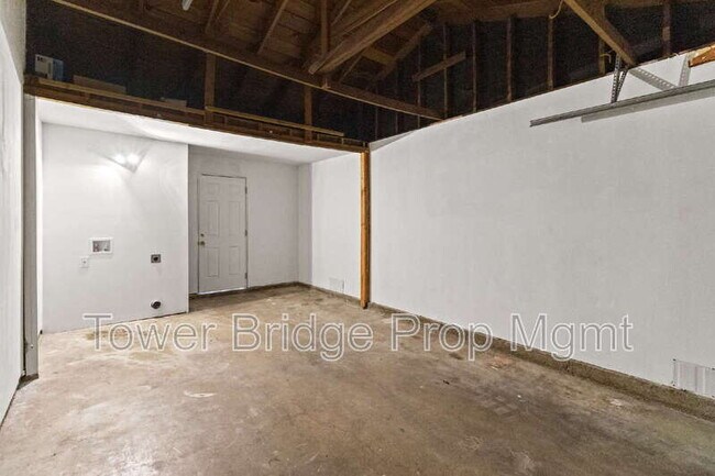 Building Photo - 6405 Friday Cir