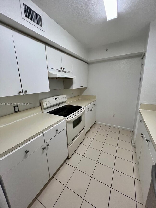 Building Photo - 15400 SW 284th St