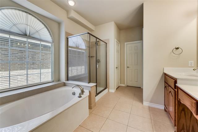 Building Photo - 10670 Astoria Dr