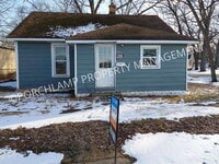 Building Photo - 403 E Broadway Ave