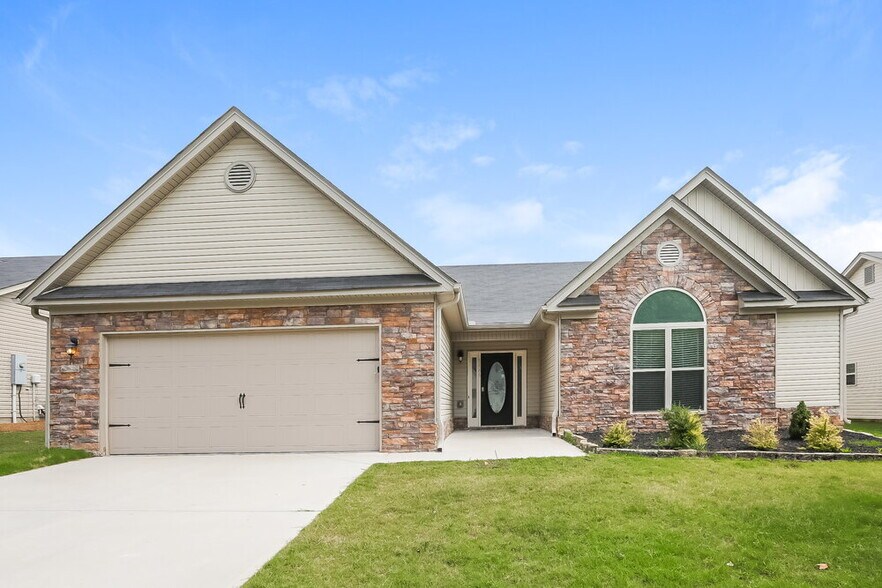 Building Photo - 1446 Dillard Heights Dr