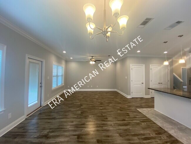 Building Photo - 8461 Laredo St