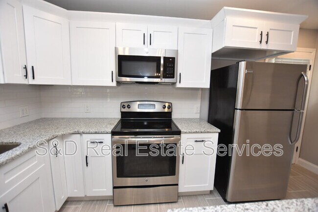 Building Photo - 312 Cannon St