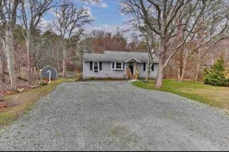 Building Photo - 31 Circuit Rd N