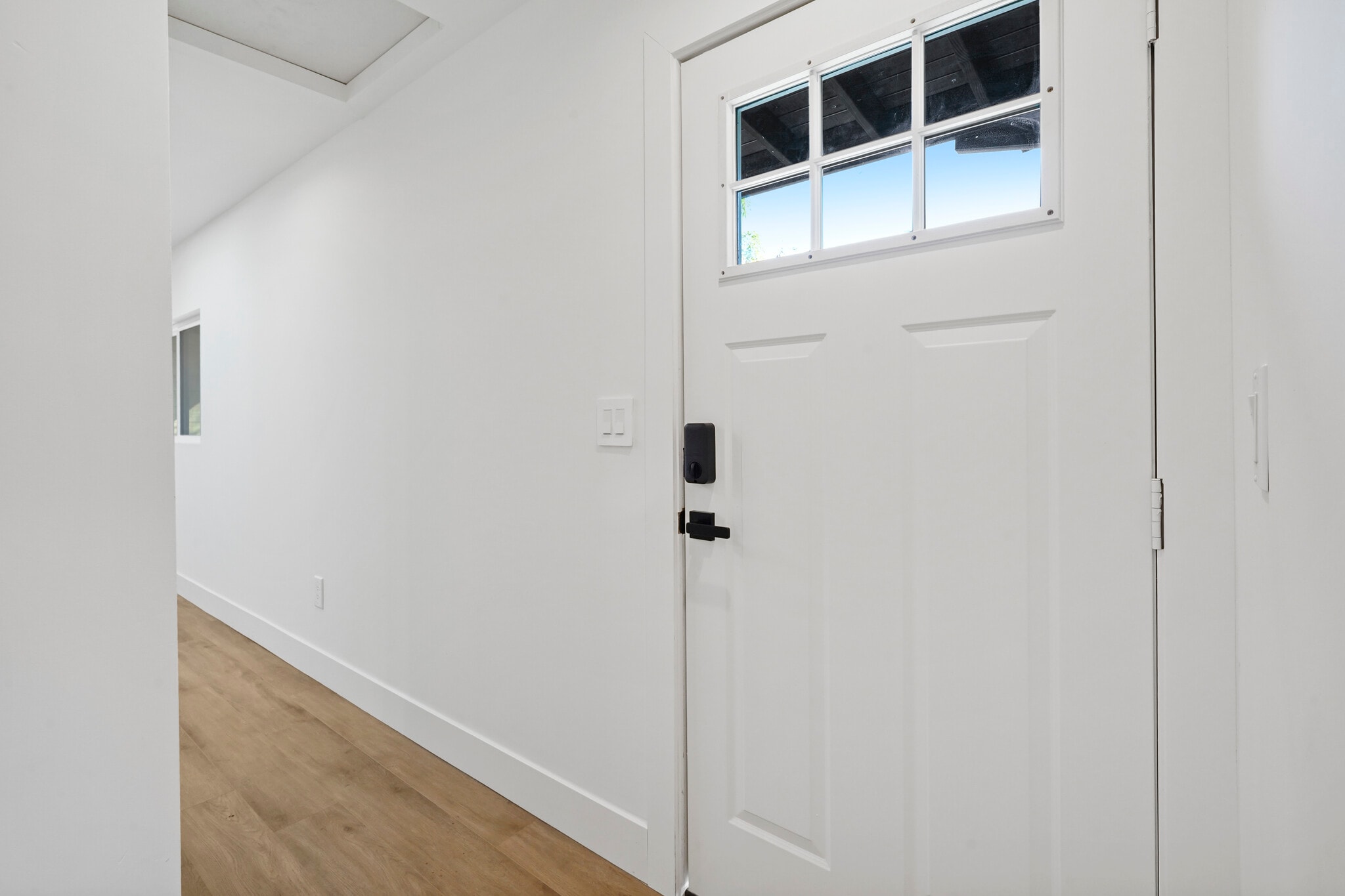 Building Photo - 10028 Shoup Ave