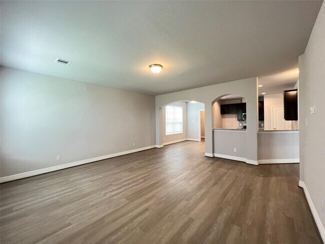 Building Photo - 3214 Aster Mdw Wy